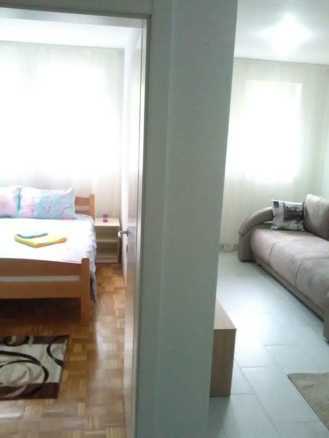 Apartman Jevtic 1 Gornja Toplica Exterior photo